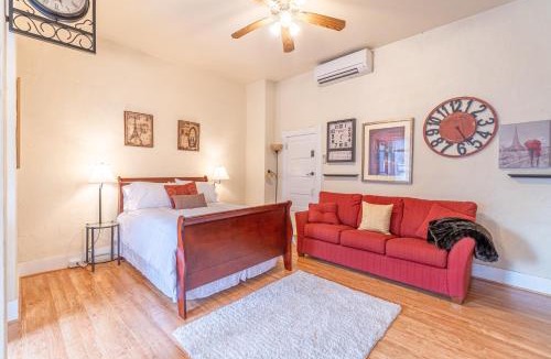 Downtown Reno House | Rustic Studio walking distance to Downtown