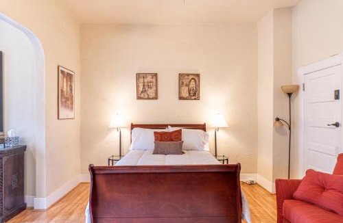 Downtown Reno House | Rustic Studio walking distance to Downtown