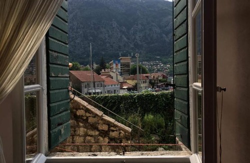 Kotor Old Town House | S&I room