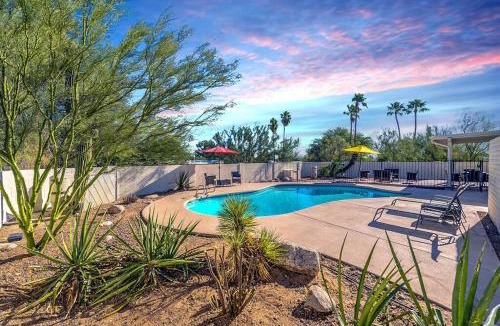 Tucson Apartment | Sabino Canyon Vista - Serene Desert Escape with Pool & Grill, Sleeps 8