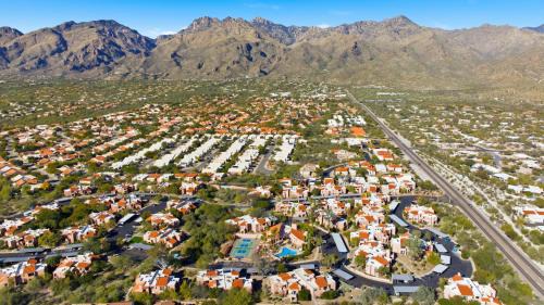 Tucson Apartment | Saguaro Lodge, Luxury comfort in Tucson