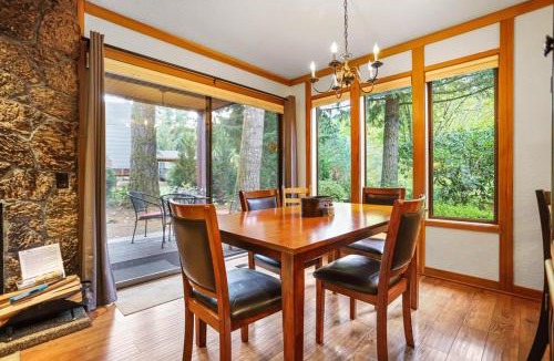 Welches House | Salmon River Condo #5