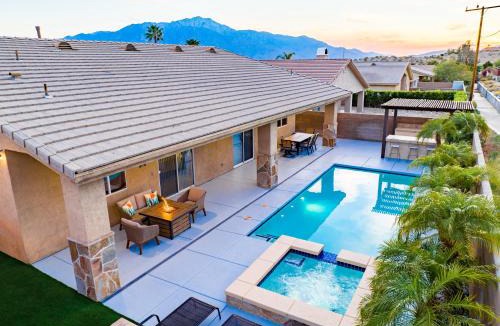 Desert Hot Springs House | Saltwater Pool, Spa, Firepit, GameRoom by MariamsBnb
