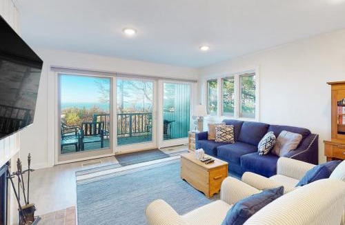 Glen Arbor House | Sandpiper 1