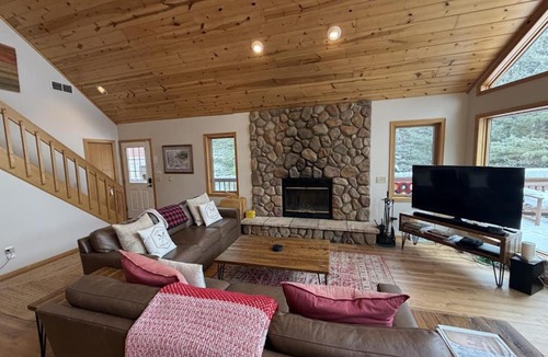 St Germain House | Sandy Cove