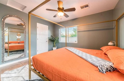 Campus Farm House | Santa Rita GH (Mike Morgan)