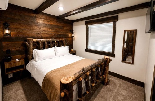 Island Park House | Scenic Cabin with Henry's Lake Sunset Views Near Yellowstone | Island Park, Idaho