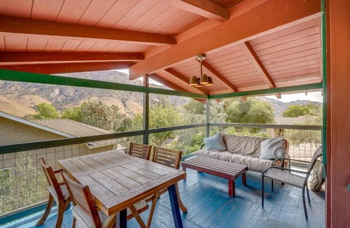 Kernville House | Scenic Kernville Getaway w/Deck & Mountain Views!