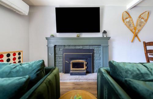 Flagstaff House | Scenic Mountain Getaway by the Park