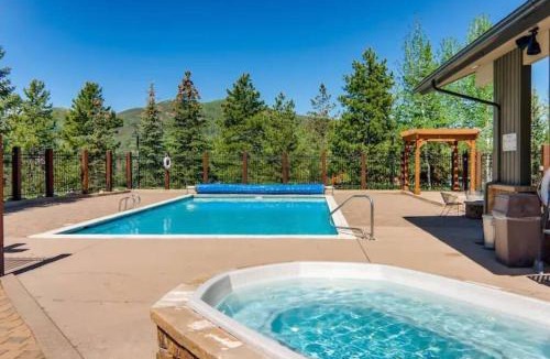 Steamboat Springs Apartment | Scenic Serenity