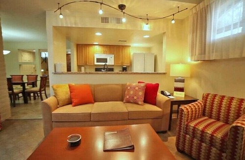 Arcadia Condo | Scottsdale Camelback Resort Elegant 3BR Condo with Outdoor Pool