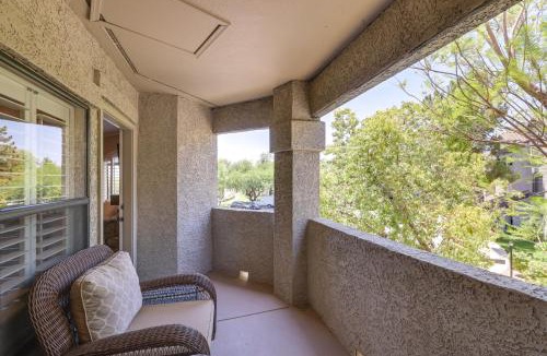 North Scottsdale Apartment | Scottsdale Condo with Private Balcony and Shared Pool!