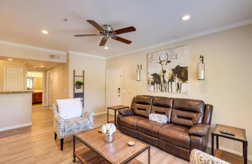 North Scottsdale Apartment | Scottsdale Condo with Private Balcony and Shared Pool!