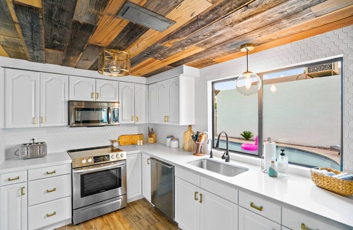 Pima Meadows House | Scottsdale Retreat-Sun Soaked Pool+Golf+Cozy Nights