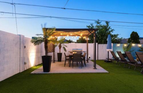 Melrose Village House | Scottsdale Serenity