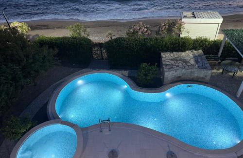 Dobra Voda Villa | Sea Whisper Villa