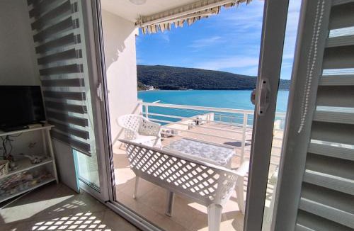 Utjeha Apartment | Seaside Apartment Kruce