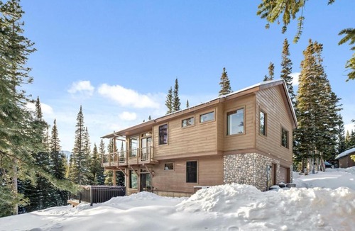 Valley of the Sun House | Secluded 3bed Hot tub Views