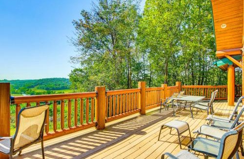 Eldorado House | Secluded Iowa Home Near Hiking & Fishing!