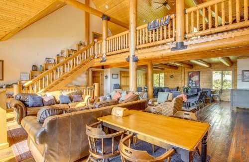 Eldorado House | Secluded Iowa Home Near Hiking & Fishing!