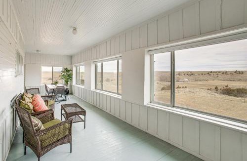 Golden Valley County House | Secluded Montana Getaway w/Fire Pit & Views!