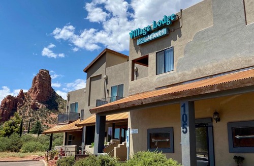 Oak Creek Hotel | Sedona Village Lodge