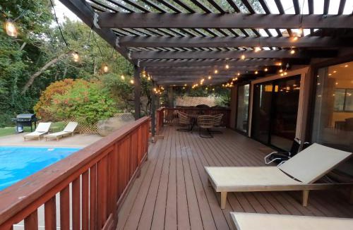 Three Rivers House | Sequoia Zen River House