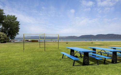 Sweetwater House | Serenity Now - Ideal Beach, Hot Tub, Games, BBQ, Amazing Views