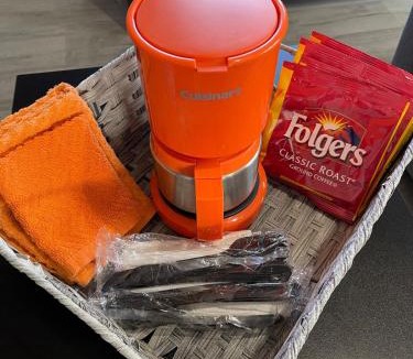 Helena Apartment | Serenity Retreat Pets OK Backyard BBQ & Firepit
