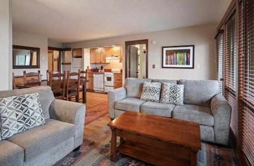 Bend House | Seventh Mountain 1123