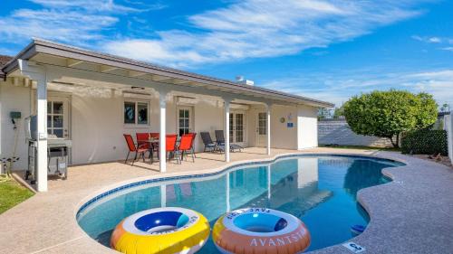 Shalimar House | Shalimar of Tempe by AvantStay