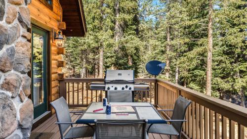 Quandary Village House | Shangri-La Cabin by AvantStay