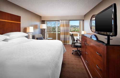 Agoura Hills Hotel | Sheraton Agoura Hills Hotel