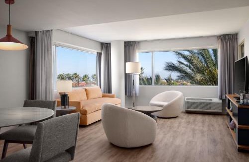 Ontario Hotel | Sheraton Ontario Airport Hotel