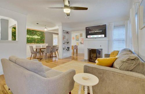 Central Colorado Springs House | Sheridan Wildflower Downtown Family Fun w Firepit