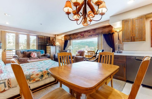 Big Sky Apartment | Shoshone 1913