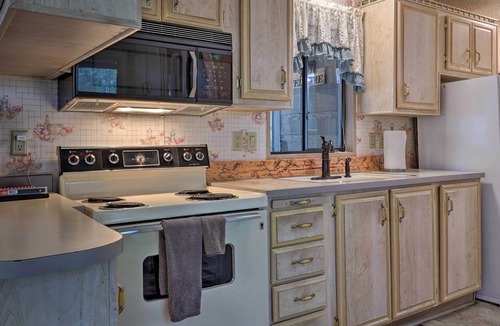 Show Low House | Show Low Home w/ Deck & Grill - 13 Mi to Hon-Dah!