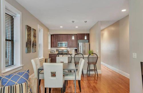 St. Louis House | Side by Side Townhomes in Tower Grove 920&922