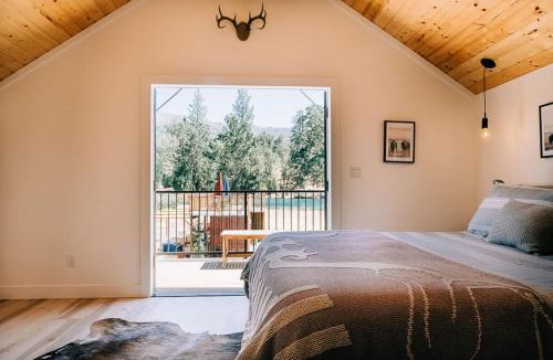 Mariposa Apartment | Sierra Cider's Yosemite Orchard Barn Loft