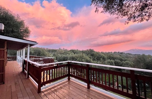 Ahwahnee House | Sierra Mountain Lodge - Vacation Rentals - Yosemite