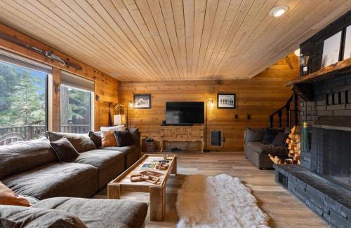 Government Camp House | Silent Rock Retreat