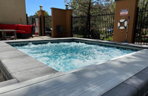 Estes Park Hotel | Silver Moon Inn
