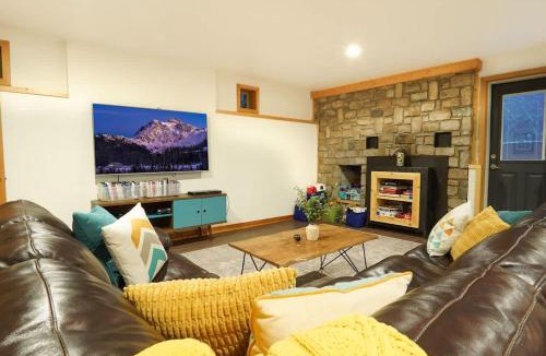 Glacier House | Silver Peak Lodge