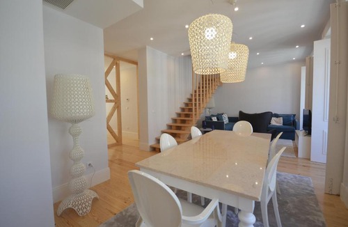 Santa Maria Maior Apartment | Silver Side River