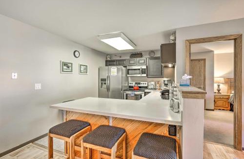 Wildernest House | Silverthorne Condo: New Pool & Hot Tub + Fireplace