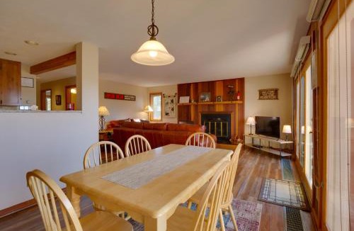 Wildernest House | Silverthorne Condo: Patio, Mtn Views, Pool Access!