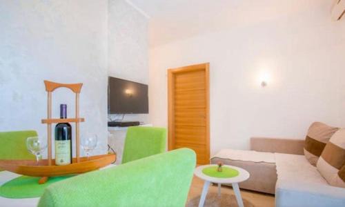 Karuc Apartment | Skadar Lake Apartment-Nikola