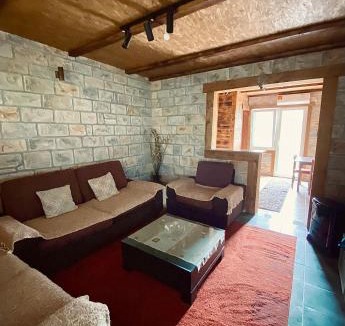 Karuc Apartment | Skadar Lake Apartment Nikola I