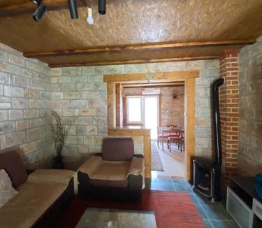 Karuc Apartment | Skadar Lake Apartment Nikola I