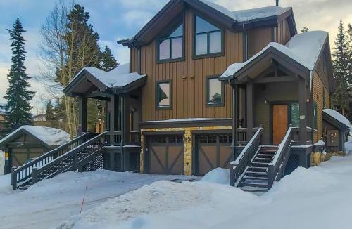 Four O'Clock House | Ski Chalet